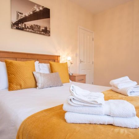 Cowley Spacious Flat With Parking, Oxford Dış mekan fotoğraf