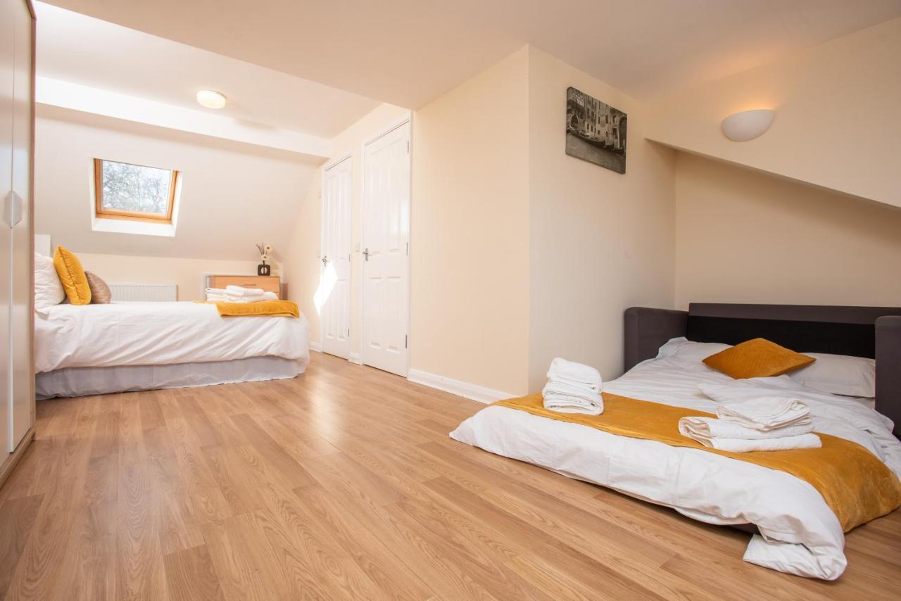 Cowley Spacious Flat With Parking, Oxford Dış mekan fotoğraf