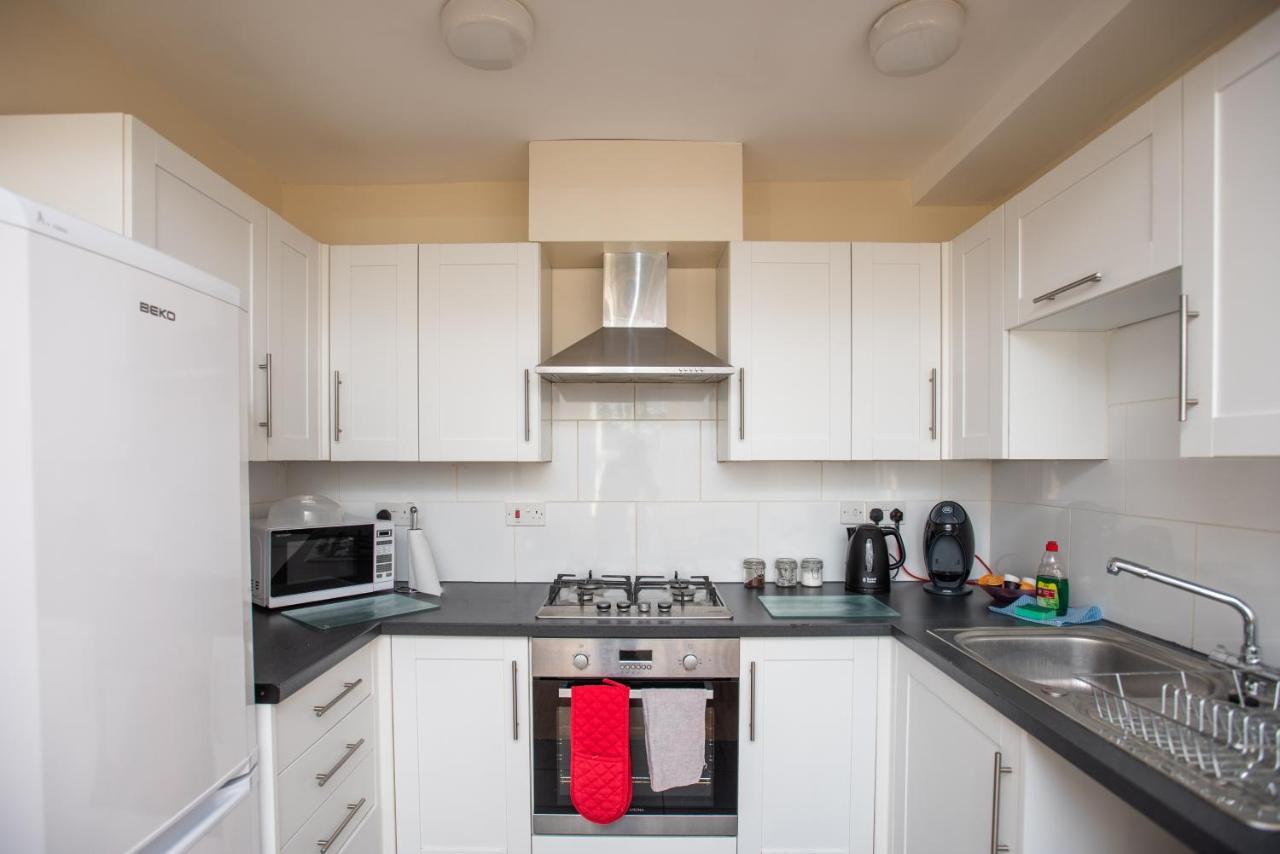 Cowley Spacious Flat With Parking, Oxford Dış mekan fotoğraf